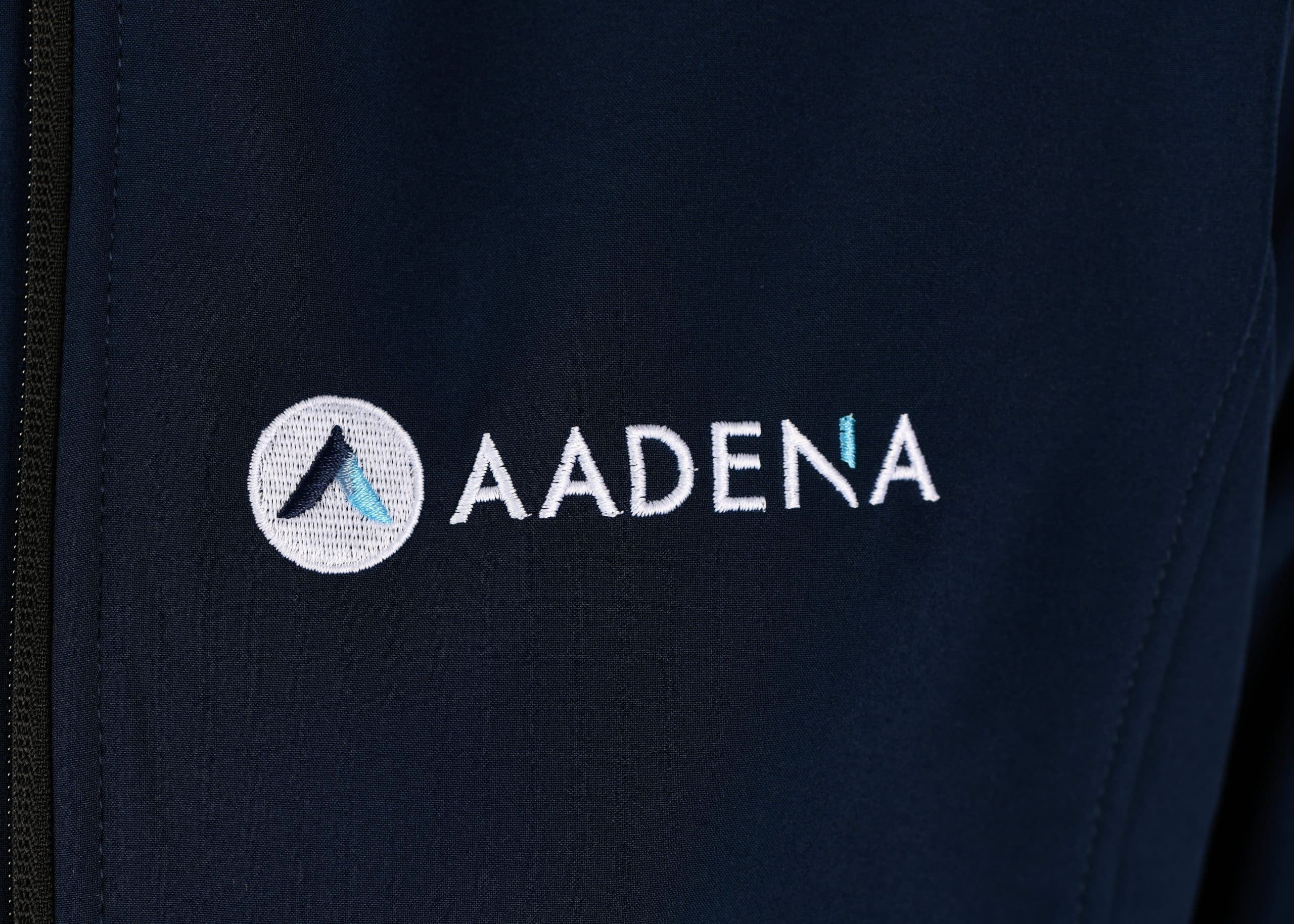 logo aadena softshells personnalisés